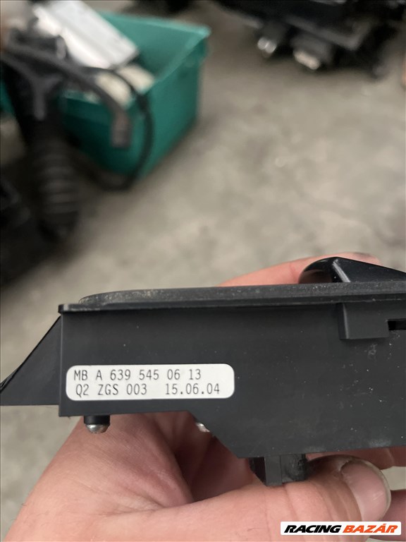 Mercedes Vito (2nd gen) W639 Ablakemelő kapcsoló  2. kép
