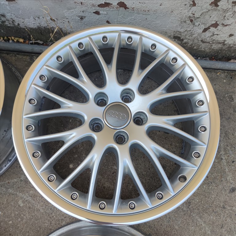 5x112 18 Gyári Audi polír alufelni 185000ft a 4db/153/ 2. kép