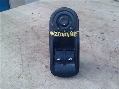 RENAULT MASTER 03- Bal első ablakemelő kapcsoló