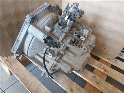 Opel Astra K 1.6 CDTI Váltó M32 9864 , 