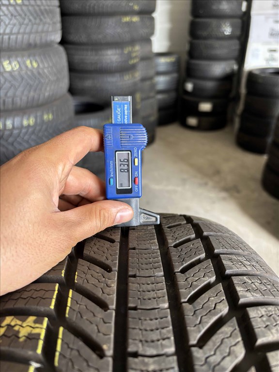 225/65 r17 Continental téligumi 4db eladó 225/65r17 garnitúra 7. kép