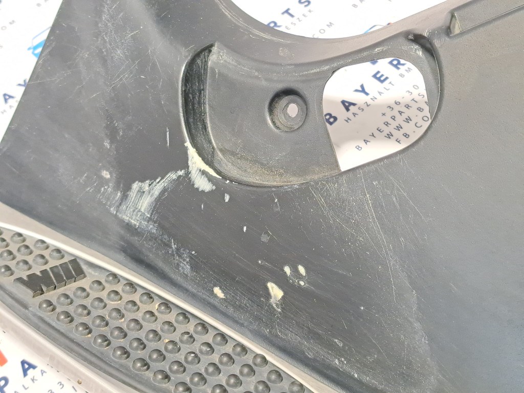 BMW E46 compact sedan touring gyári M paket packet lábpihentetõ lábtartó láb pihentetõ tartó mûanyag borítás - hibás  4. kép