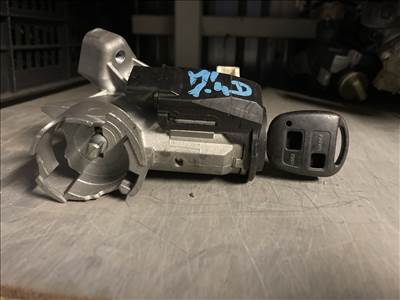 Toyota Yaris (XP90) Yaris 2 gyújtás kapcsoló 