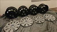 BMW 5x120 lyukosztású 7JJ 16" újszerű lemezfelni + gyári TPMS szenzor + dísztárcsa