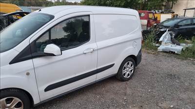 Ford Transit Courier hátulja karosszéria 