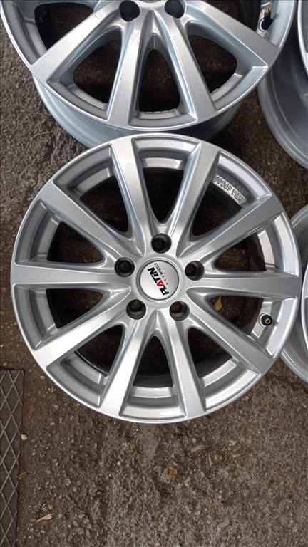  5x112 lyukosztású 7JJ 16" használt Platin alufelni 2. kép