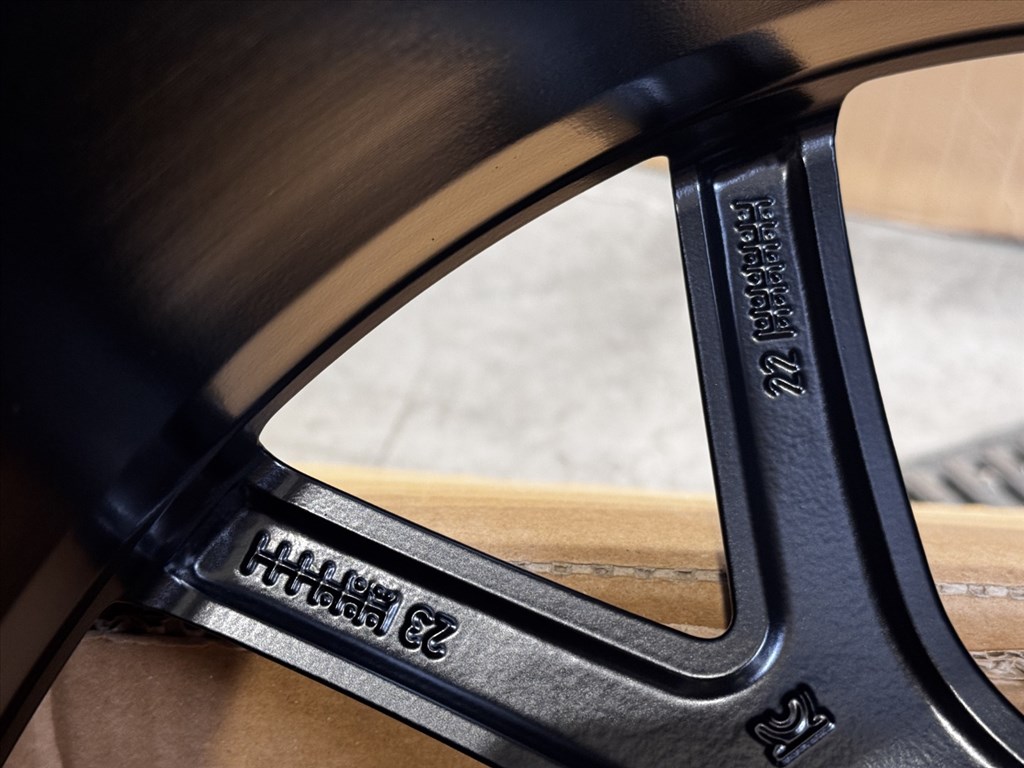 R19 Original audi 9J ET25 - 8Y0 601 025BP / 8Y0601025BP 1db alufelni felni 4. kép