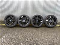  Michelin Alpin5 téli gumi 195/55R20 5,5" gyári alufelnikre szerelve, nyomásérzékelő szeleppel eladó