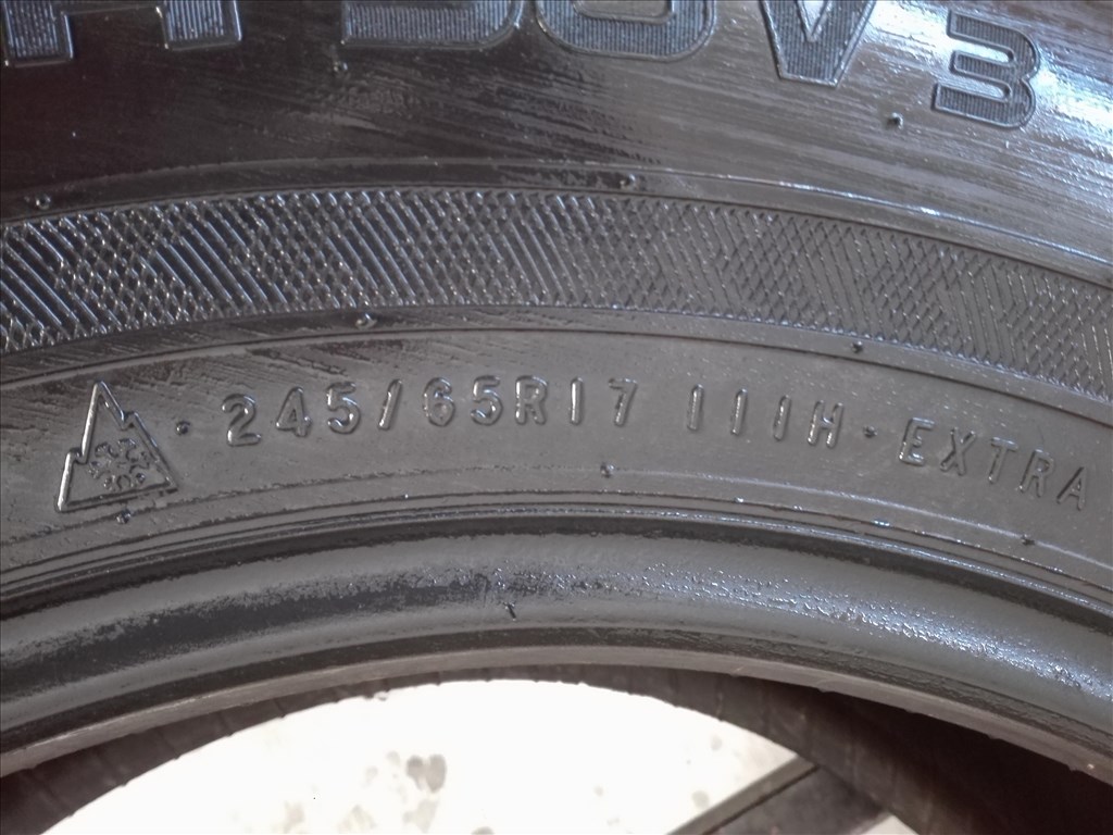 245/65R17 Nokian téli gumi 2db 245/65 r17 6. kép