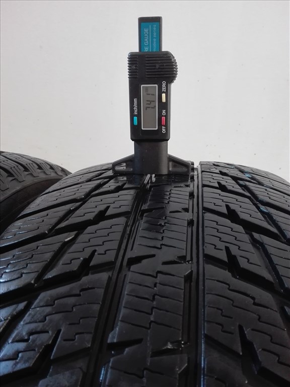 245/65R17 Nokian téli gumi 2db 245/65 r17 3. kép