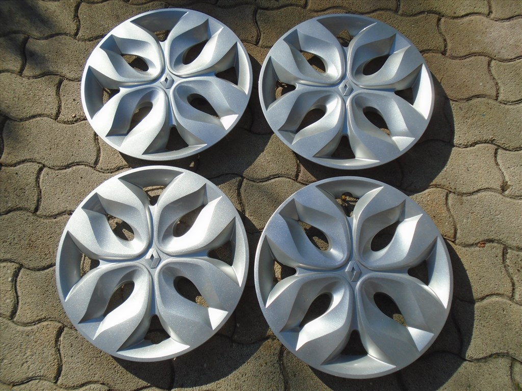 Renault 15" gyári dísztárcsa garnitúra eladó 1. kép