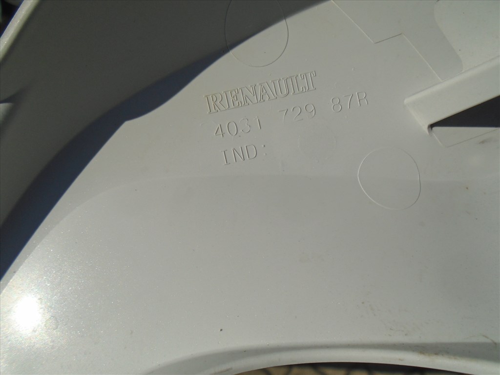 Renault 15" gyári dísztárcsa garnitúra eladó 6. kép