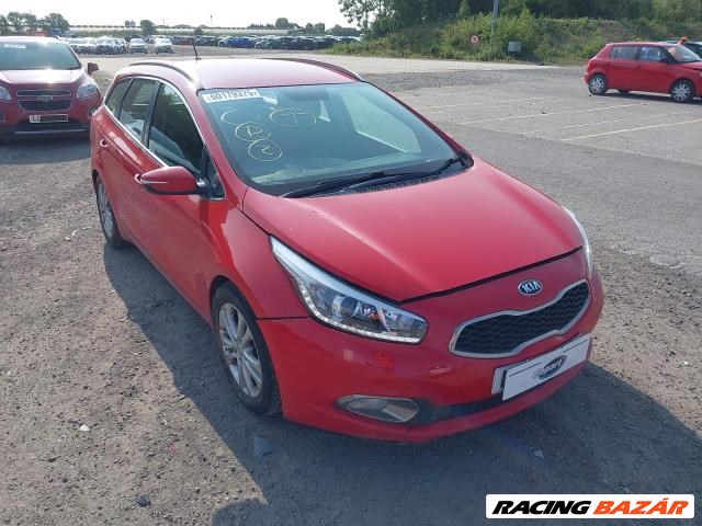 Kia Cee'd (JD) bontott alkatrészei 1. kép