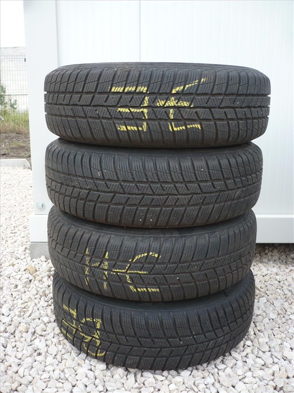 Peugeot Citroen felni téligumival  4. kép