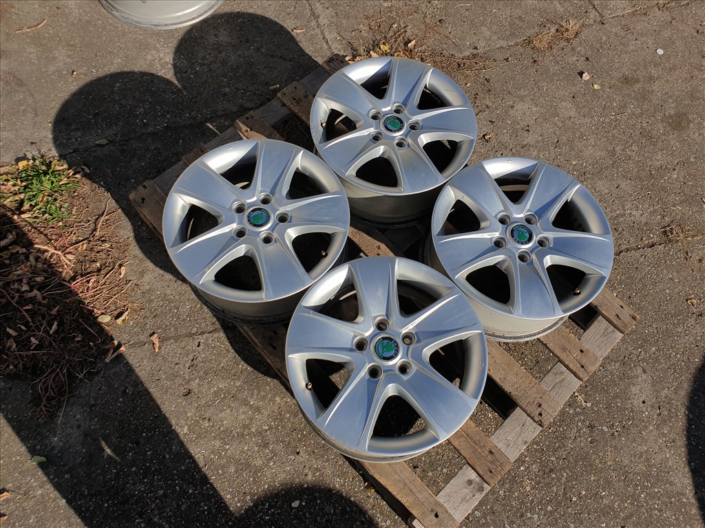 16" 5x112 Skoda Octavia II 1. kép