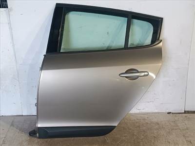 RENAULT MEGANE III Bal hátsó Ajtó (Részeivel)