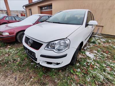 Volkswagen Polo IV 1.4 TDI gyári karosszéria elemek LB9A színben eladók lb9apolo vw9n314tdi