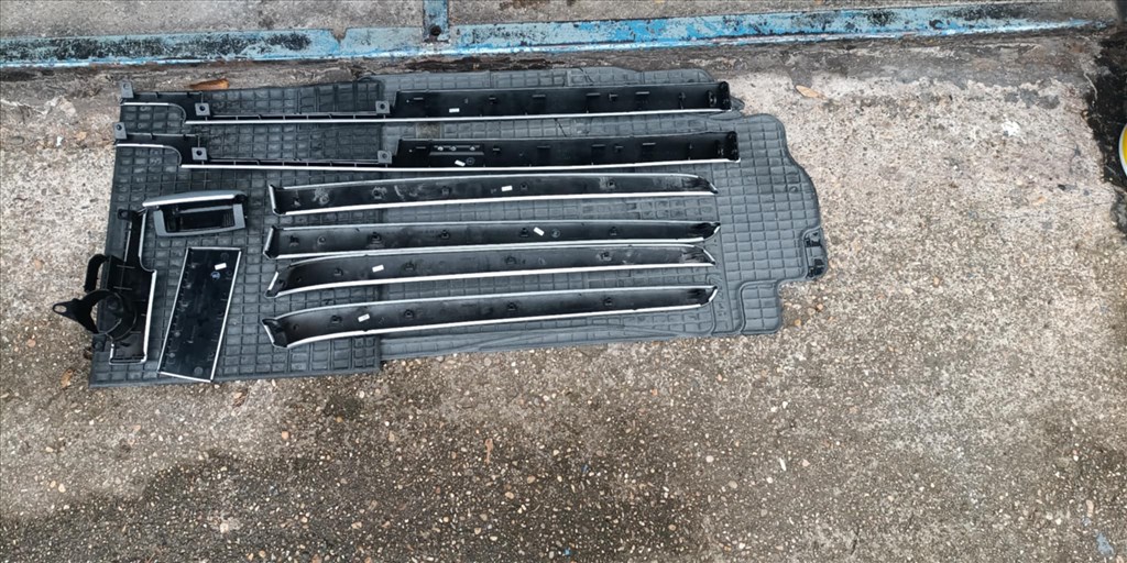 Audi A4 (B6/B7) B6/B7 udi A4 B6 gyári S-LINE MÉH SEJTES vagy SZÁLCSIS 2. kép