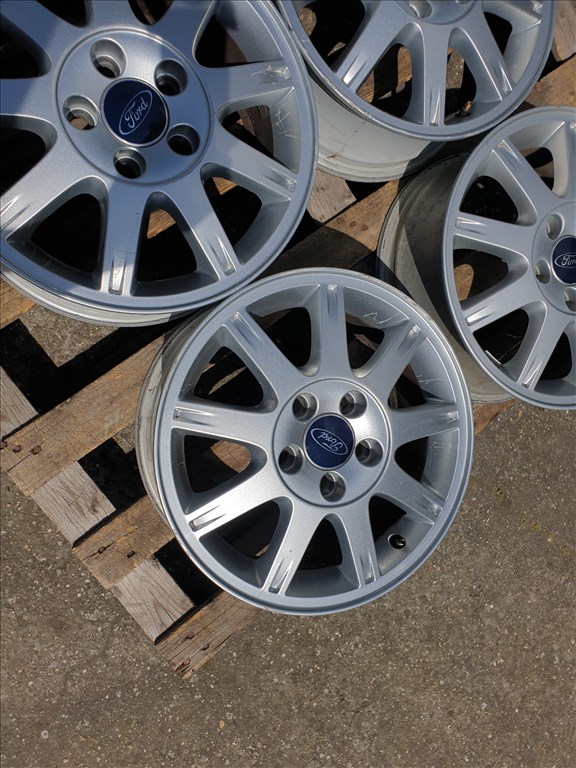 15" 5x108 Ford Focus 3. kép