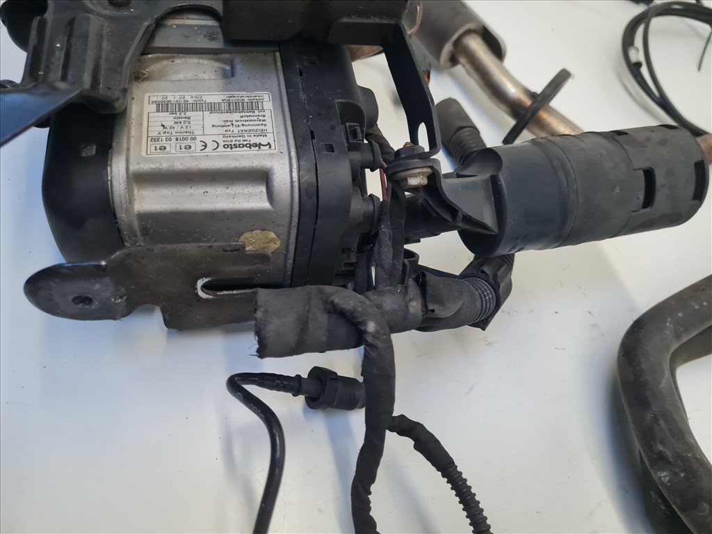 Volkswagen Golf VI Webasto állófűtés 5. kép