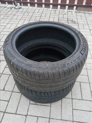  255/40R18" újszerű Michelin Pilot Sport 4 ZP nyári gumi eladó 2db. 2021-es!