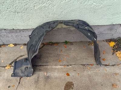 Toyota Yaris Cross (XP210) Jobb első Első Dobbetét 538750d420