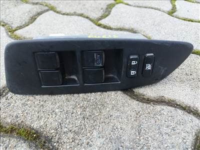 Toyota Auris (E150) ablakemelő kapcsoló 