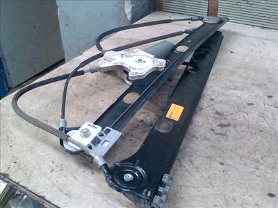 MERCEDES VANEO 01.09-05.09 Bal első ablakemelő szerkezet elektromos