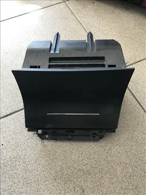 Skoda Octavia II tároló / hamutál 1z1863077a