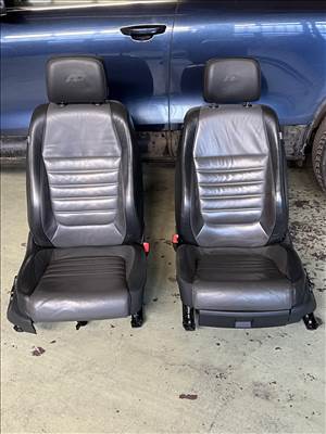 Volkswagen Touareg 7P R-Line bör ülésszett elérhető