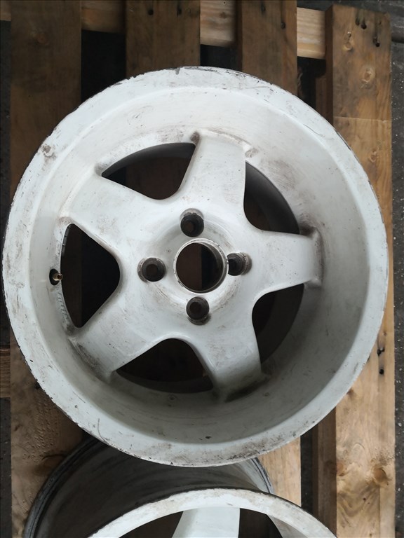 Bcw Steffan 9x14-es 4x98-as lyukosztású 2db 7. kép