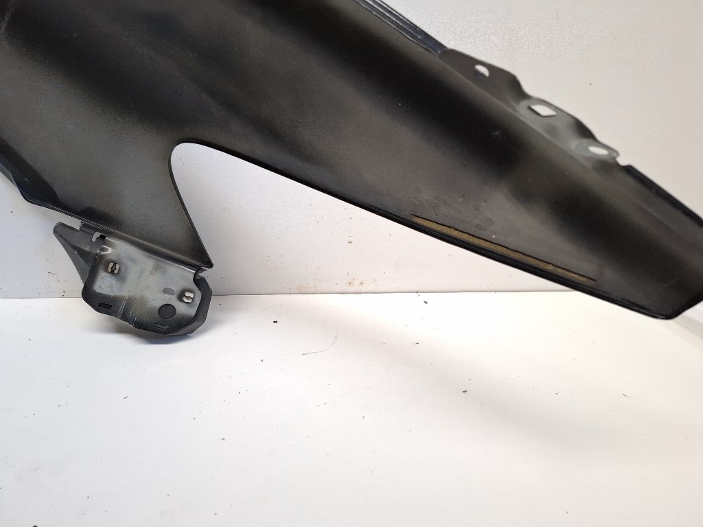 Volvo V50 bal elsõ sárvédõ 4. kép