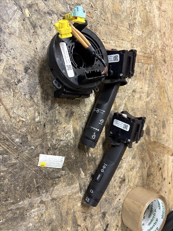 Opel Insignia A légzsák átvezető  1. kép