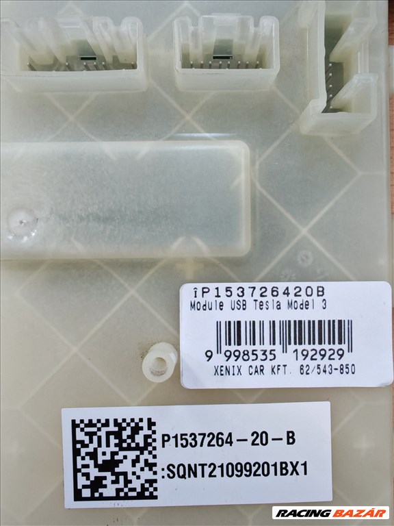 Tesla Model 3 vezérlő egység (ECU) p153726420b 1. kép