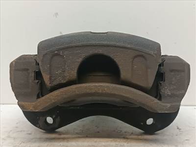 HYUNDAI i40 Jobb első Féknyereg Munkahengerrel