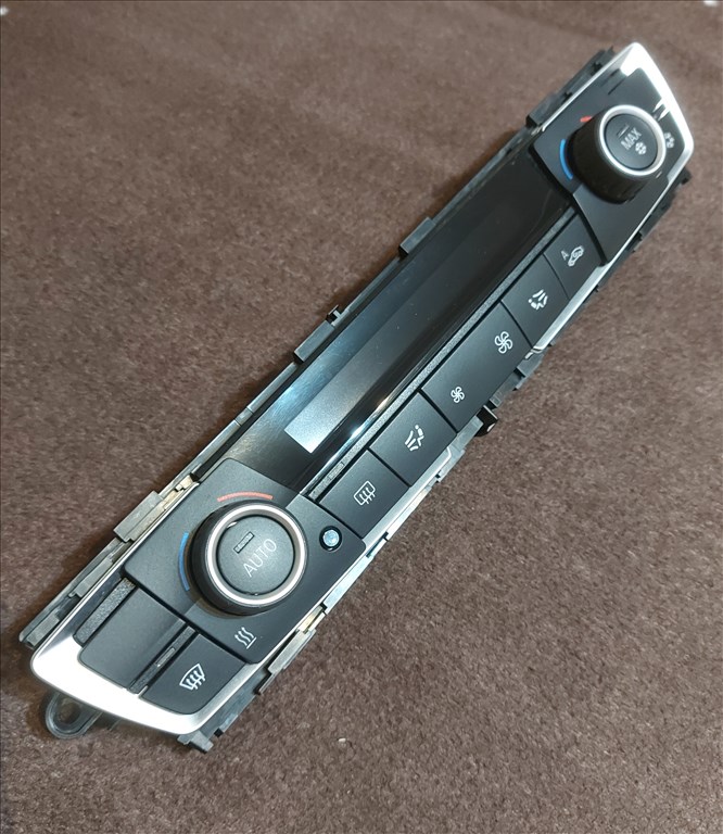 BMW 1-es,F20,F21,2-es,F22,3-as,F30,F31,4-es,F32 digitális klímavezérlő panel, fűtéskapcsoló panel  2. kép