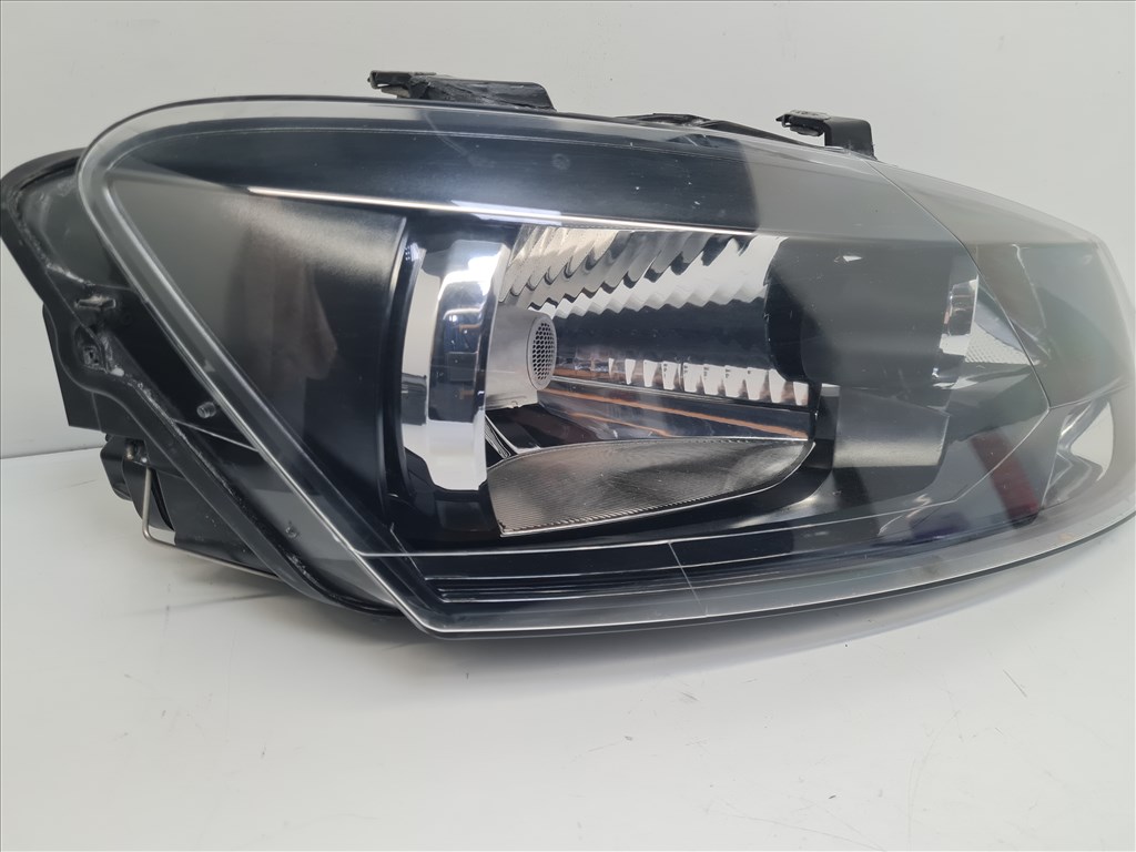 Volkswagen Polo V jobb fényszóró (26794) 6r1941016e 3. kép
