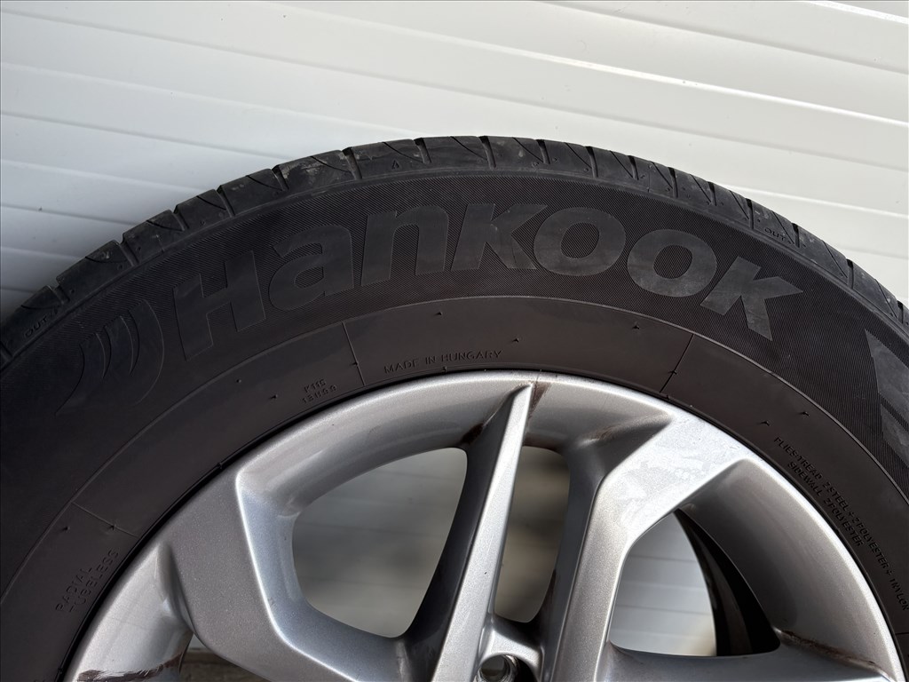 Hyundai 5x114.3 16" alufelnik nyári gumikkal olcsón 4. kép