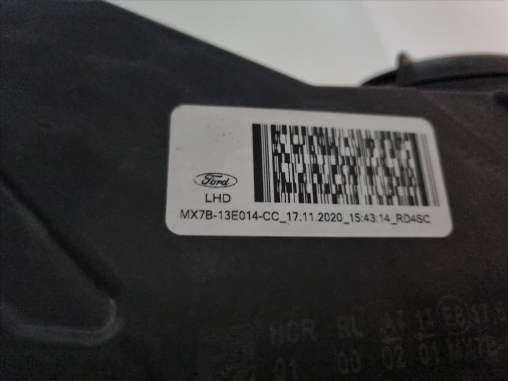 Ford Focus Mk4 Jobb első fényszóró (2018-) 2. kép