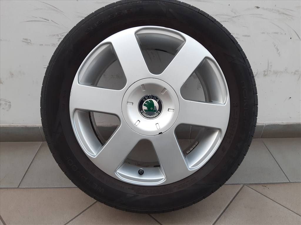  5x112 Skoda gyári alufelni 6,5x16 ET50 Octavia SuperB Yeti 1. kép