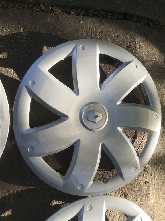 Renault 15-ös gyári dísztárcsa  4. kép