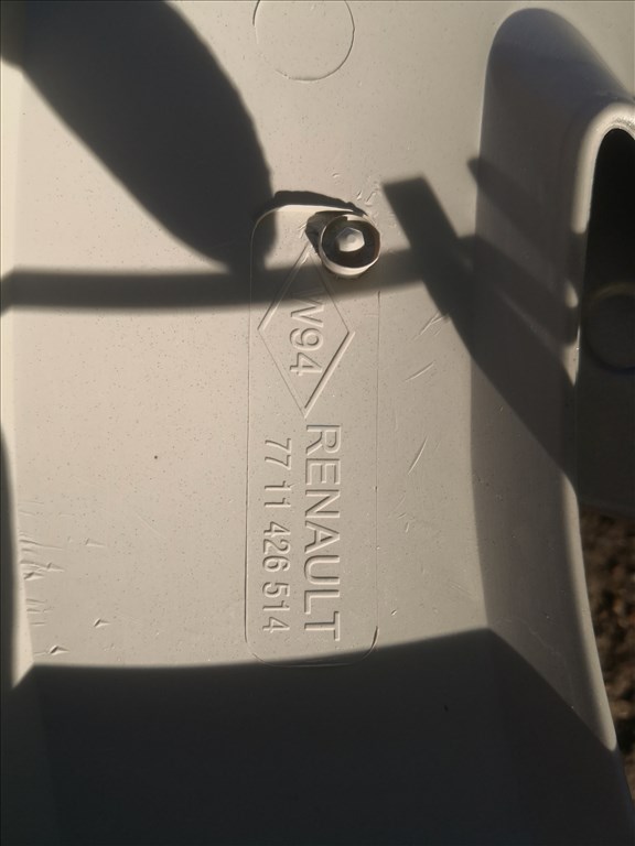 Renault 15-ös gyári dísztárcsa  5. kép