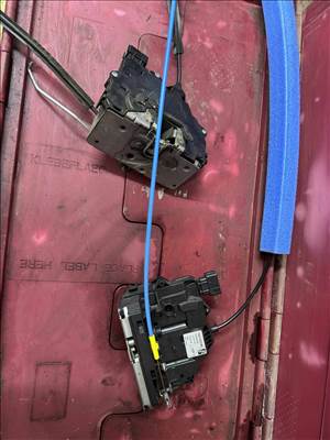 Fiat Ducato tolóajtózár és első ajtó zár 