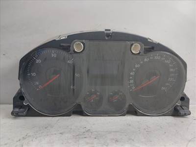 VW PASSAT B6 Kilométeróra