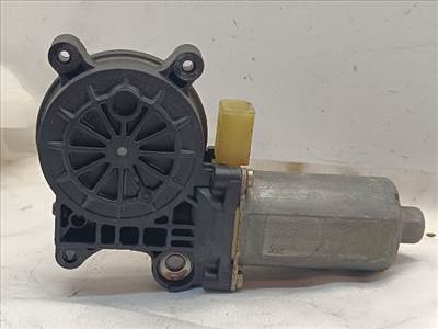 BMW 3 E46 COMPACT Jobb első Ablakemelő Motor