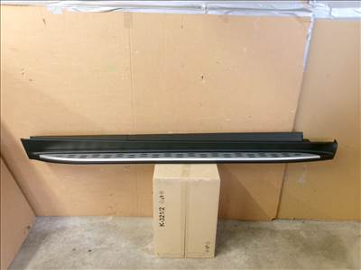 MERCEDES ML-OSZTÁLY GLE-OSZTÁLY A166 jobb oldali küszöb borítás 2011-2018 A1666980225