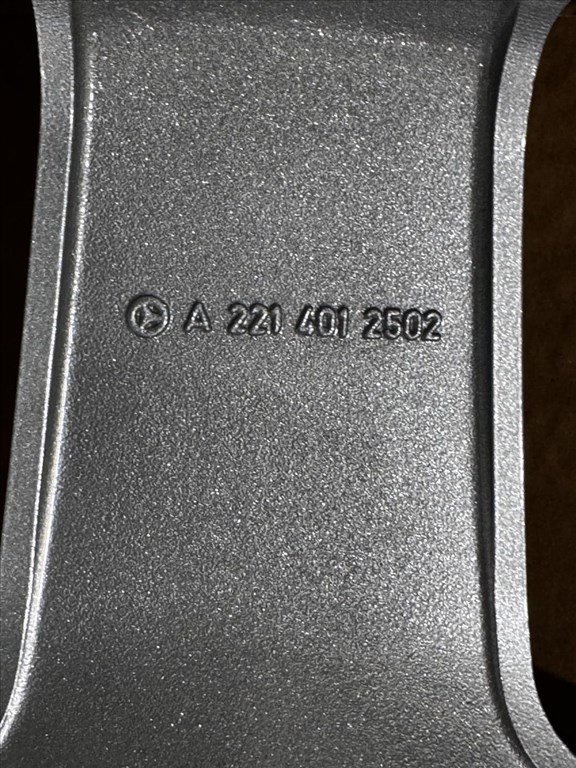 R20 Original Mercedes 9.5J ET43 - A221 401 2502  / A2214012502 1db alufelni felni 4. kép