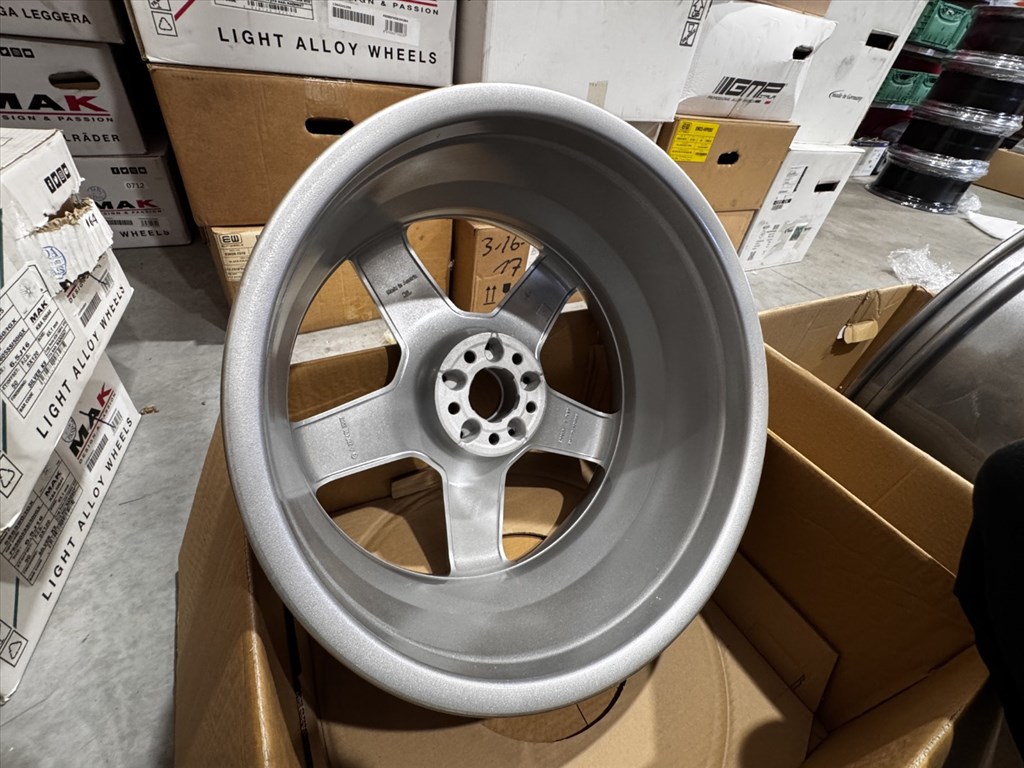 R20 Original Mercedes 9.5J ET43 - A221 401 2502  / A2214012502 1db alufelni felni 6. kép