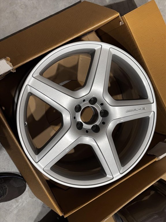 R20 Original Mercedes 9.5J ET43 - A221 401 2502  / A2214012502 1db alufelni felni 8. kép