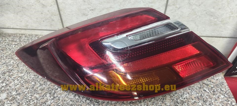 Opel Insignia A bal hátsó lámpa külső. 5 ajtós 1. kép